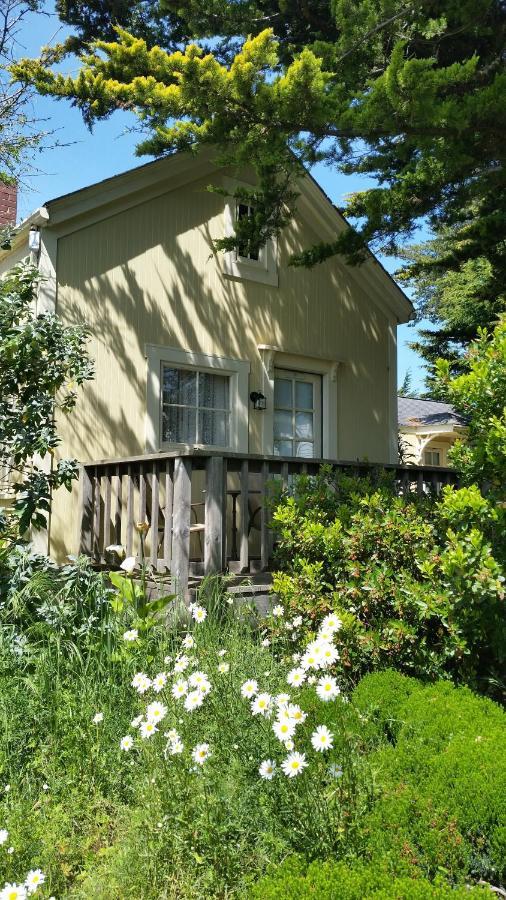 Mendocino Hotel & Garden Екстериор снимка